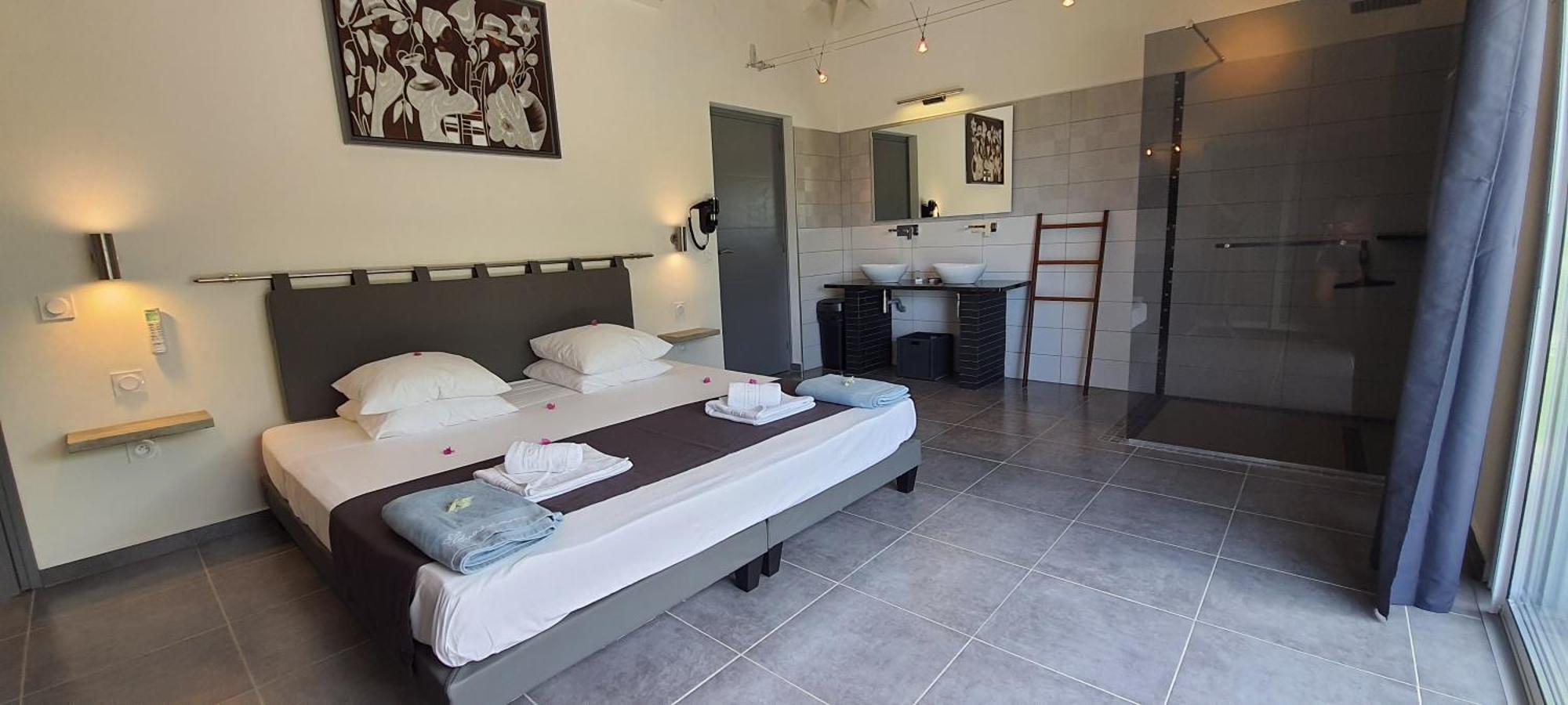 Villa Orchidee Vue Mer Piscine &Spa - V. Ciel&Mer Сен Франсоа Екстериор снимка